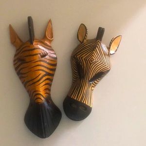 Pair of zebras wooden wall deco.
